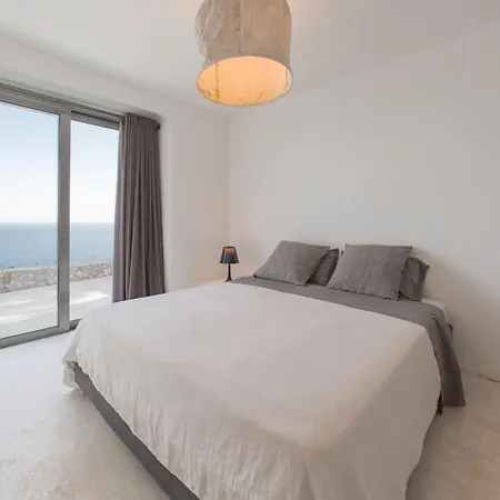 Cliff Villa