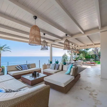 Cliff Villa Gagliano del Capo