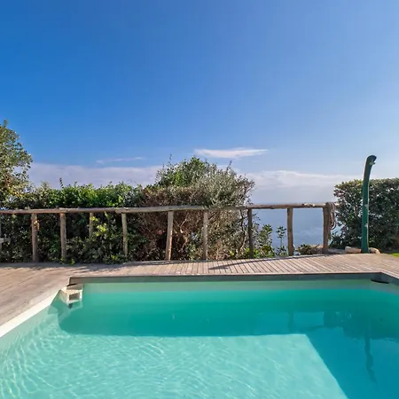 Cliff Villa Gagliano del Capo