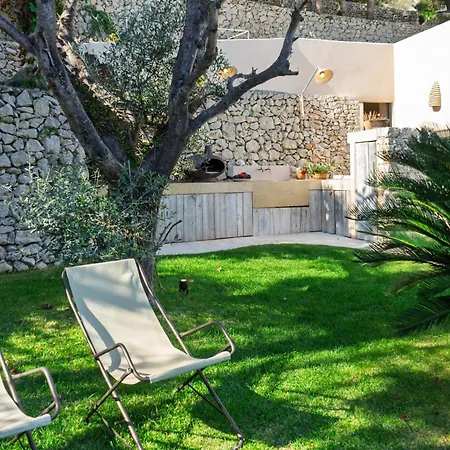 Cliff Villa *