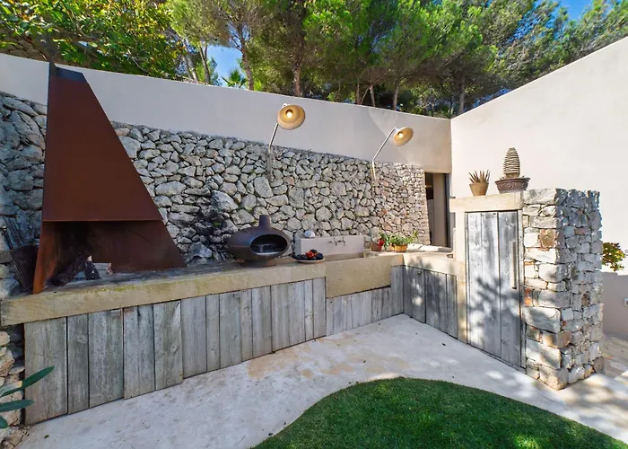 Cliff Villa *